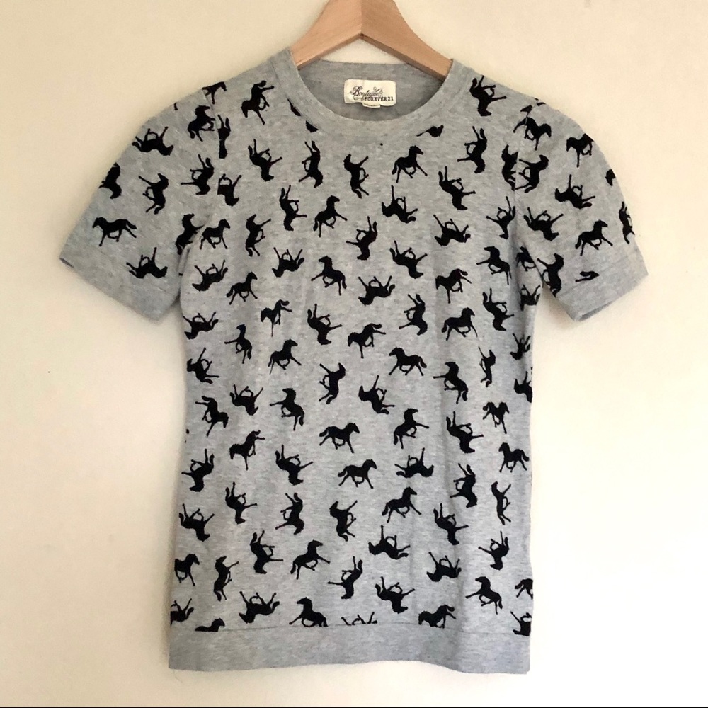 💋NWOT Forever 21 short sleeves sweater small